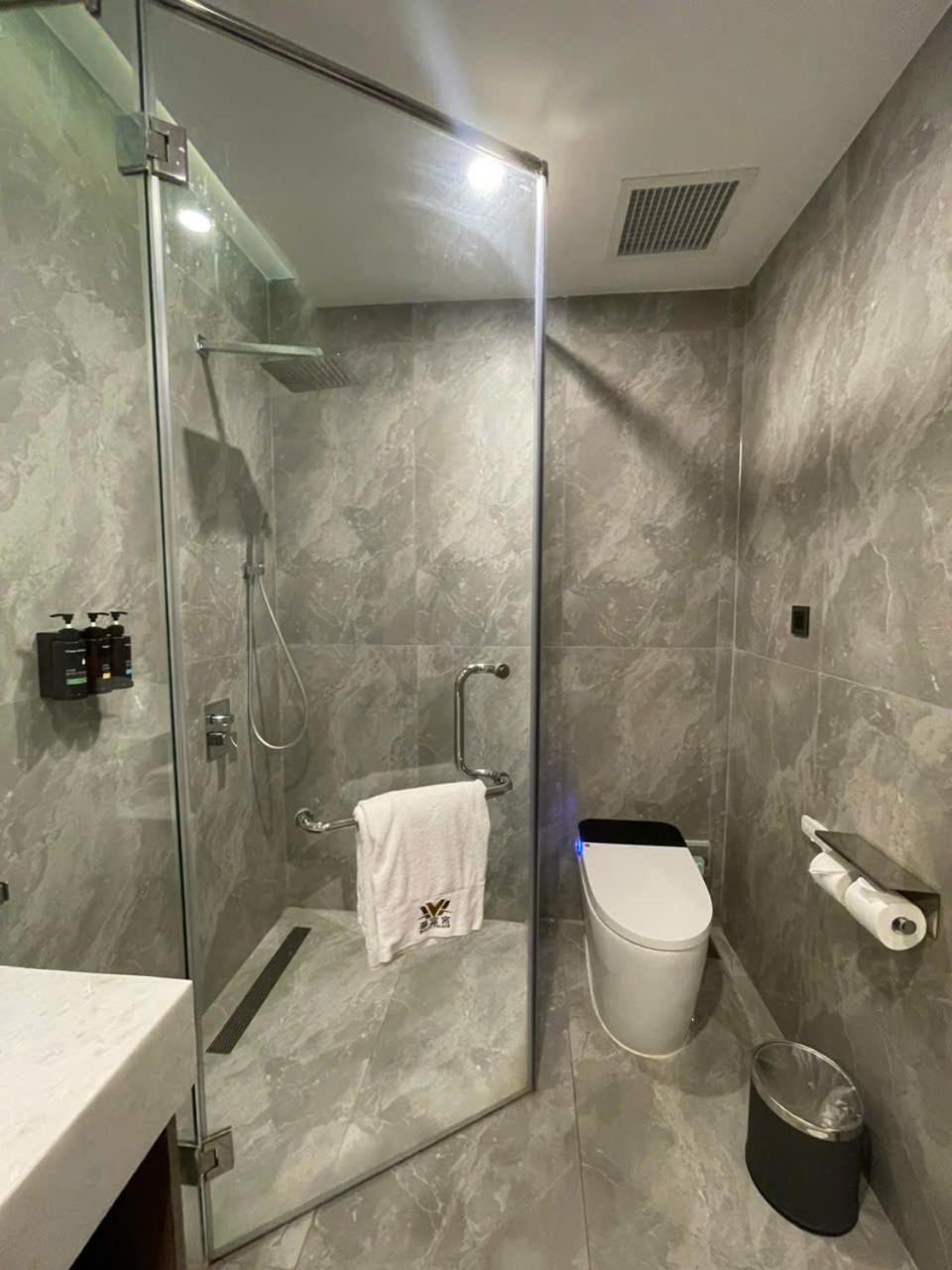 Wah Fu Hotel Хошимин Экстерьер фото