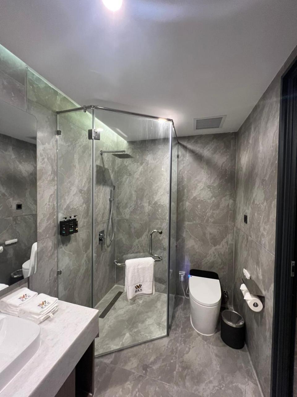 Wah Fu Hotel Хошимин Экстерьер фото